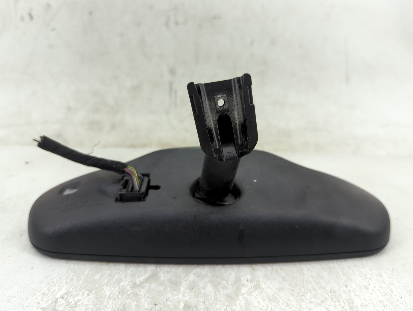 2009-2017 Buick Enclave Interior Rear View Mirror Replacement OEM P/N:22915243 Fits OEM Used Auto Parts - Oemusedautoparts1.
