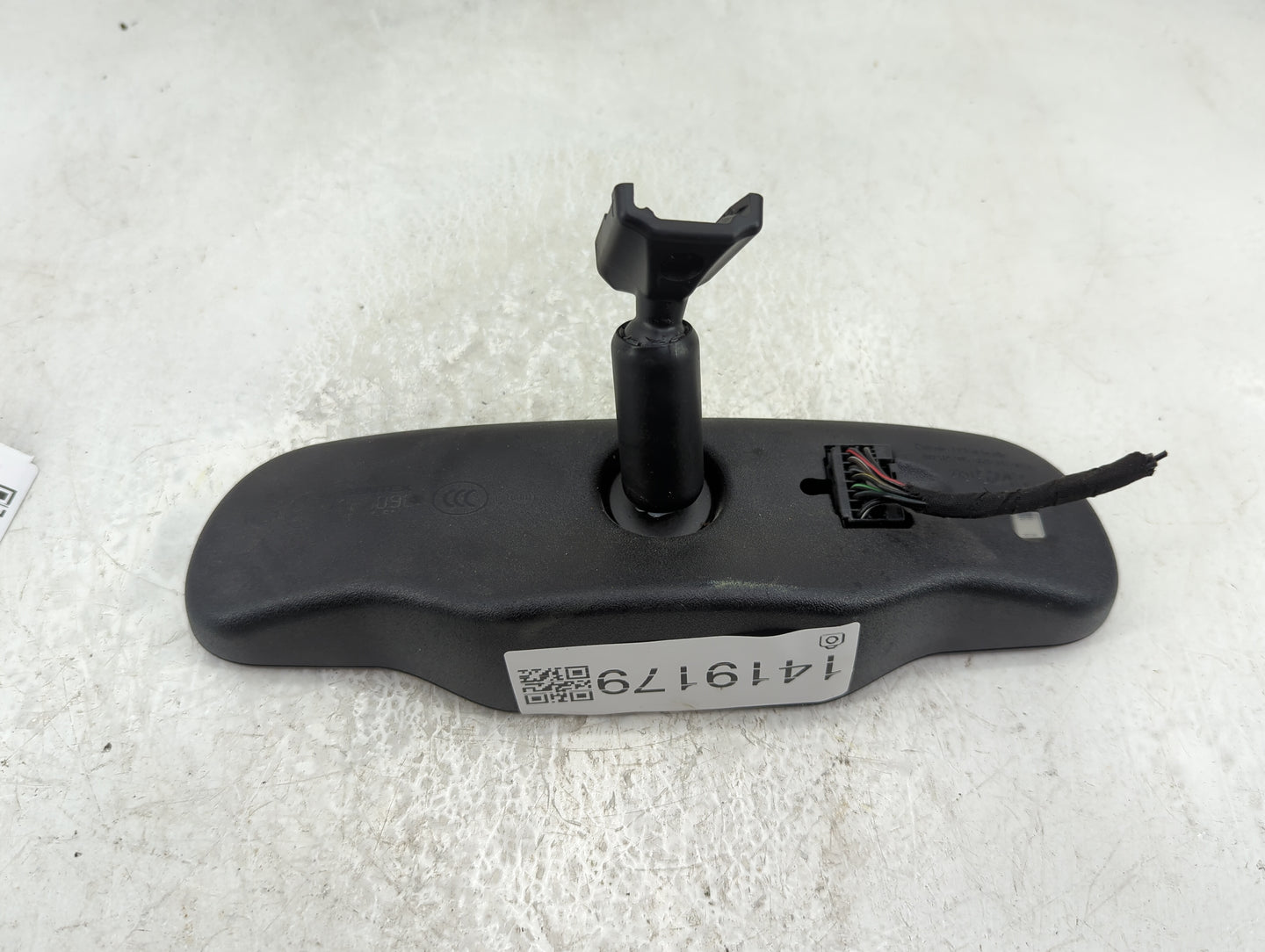 2009-2017 Buick Enclave Interior Rear View Mirror Replacement OEM P/N:22915243 Fits OEM Used Auto Parts - Oemusedautoparts1.