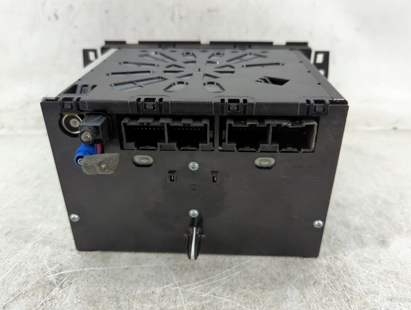 2015-2016 Buick Enclave Radio AM FM Cd Player Receiver Replacement P/N:23278228 28467505, 15GMT967ICRNAV1 Fits Fits 2015 201