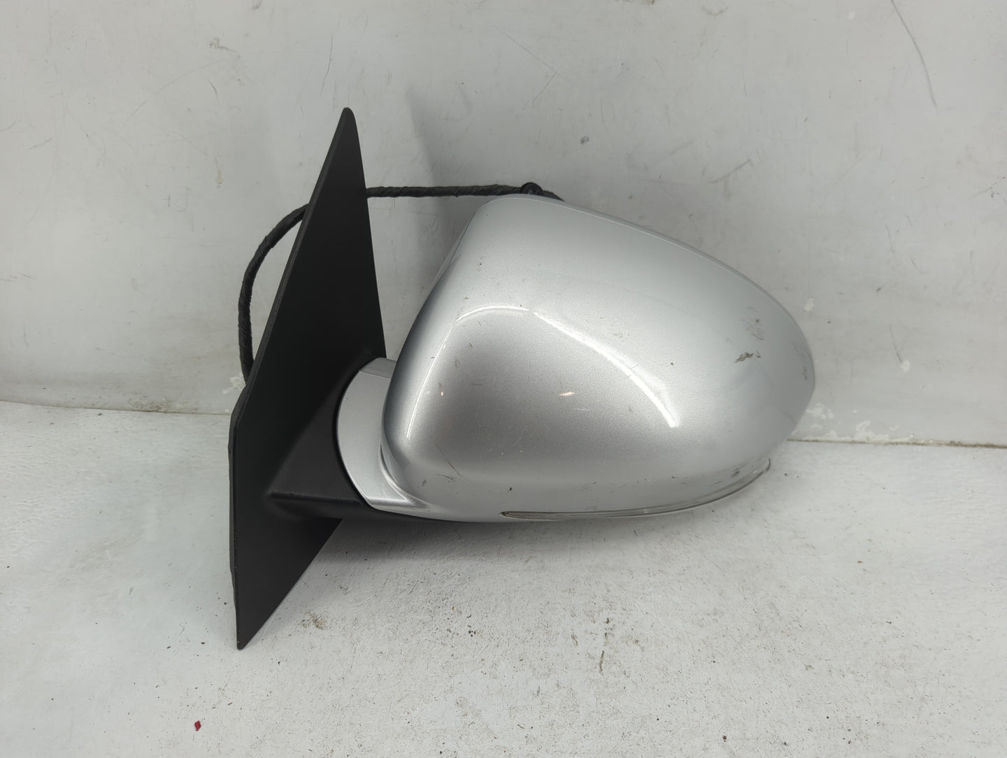 2008-2017 Buick Enclave Driver Side View Mirror - Left Door Mirror OEM Used - Oemusedautoparts1.com