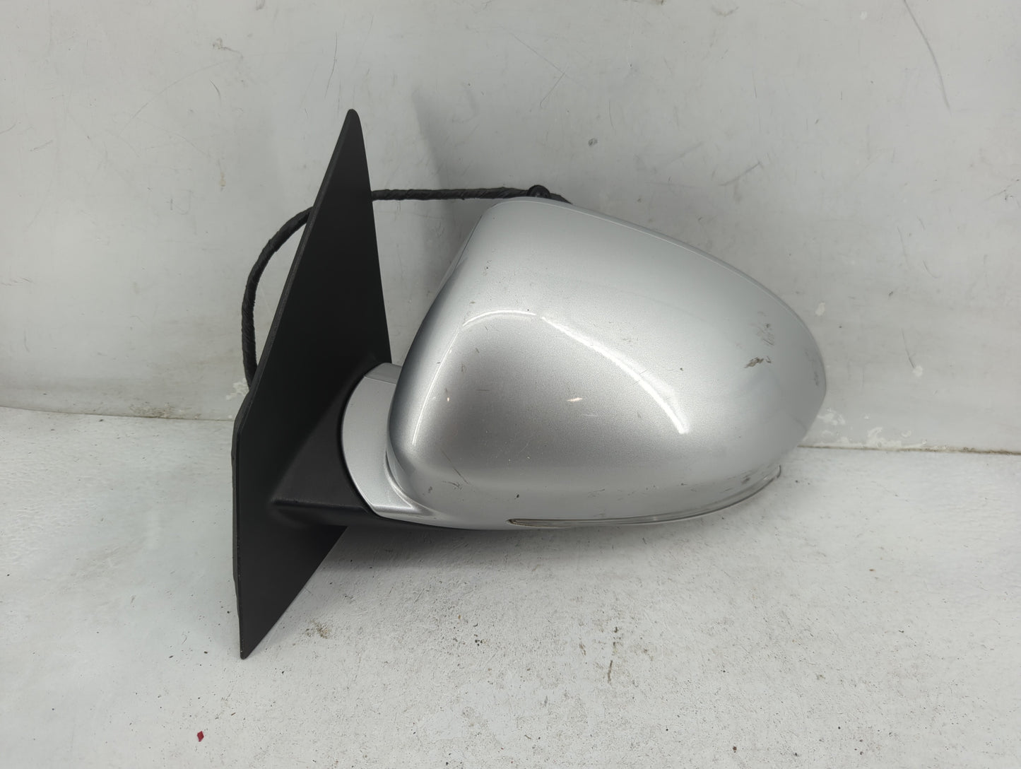 2008-2017 Buick Enclave Driver Side View Mirror - Left Door Mirror OEM Used - Oemusedautoparts1.com
