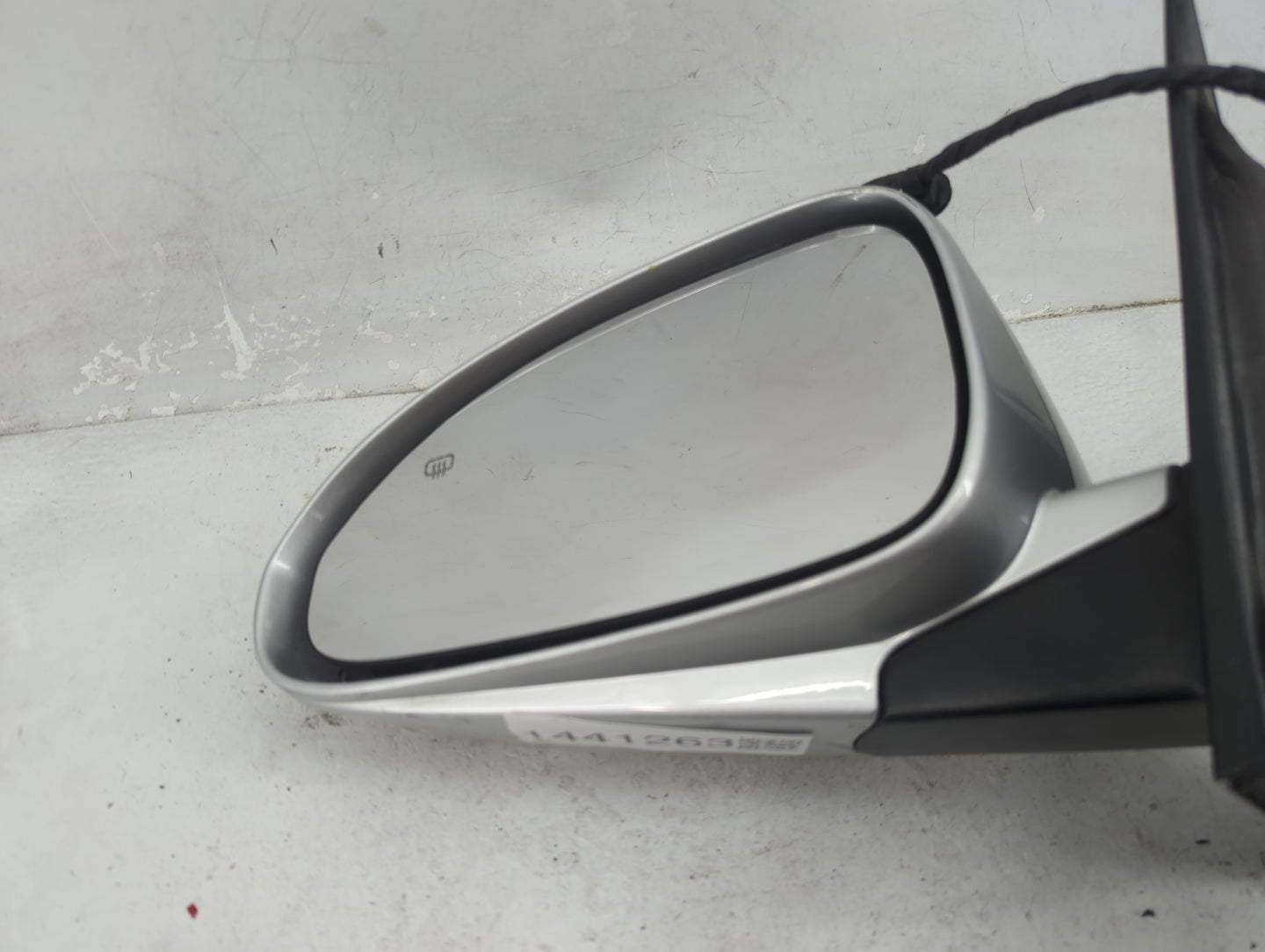 2008-2017 Buick Enclave Driver Side View Mirror - Left Door Mirror OEM Used - Oemusedautoparts1.com