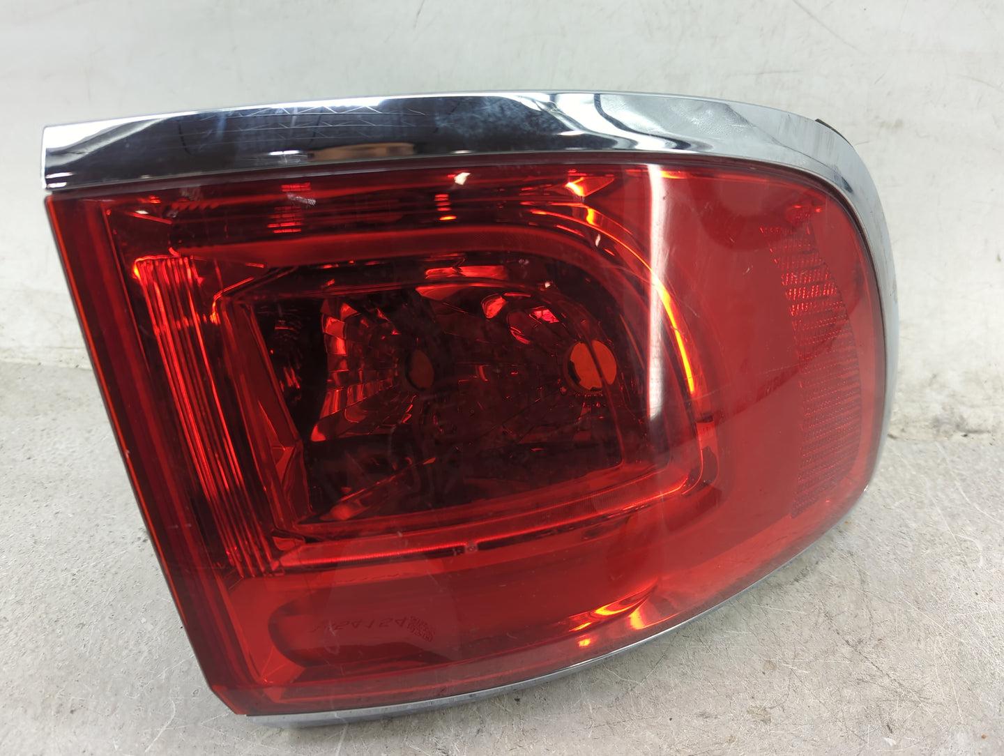 2013-2017 Buick Enclave Tail Light Assembly Driver Left OEM P/N:23206975 Fits Fits 2013 2014 2015 2016 2017 OEM Used Auto Pa