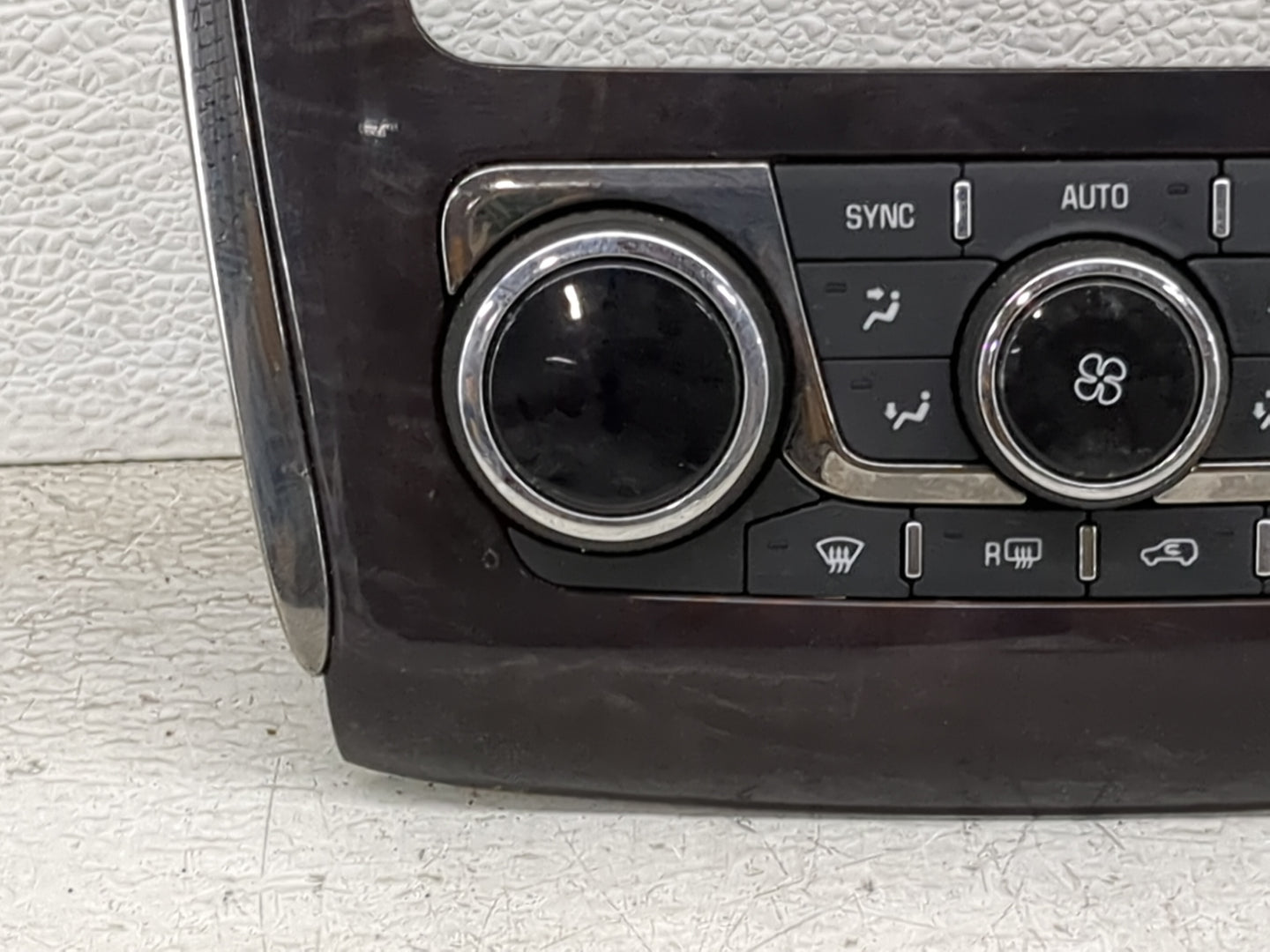 2013-2017 Buick Enclave Climate Control Module Temperature AC/Heater Replacement P/N:23158335 147589501 Fits OEM Used Auto P