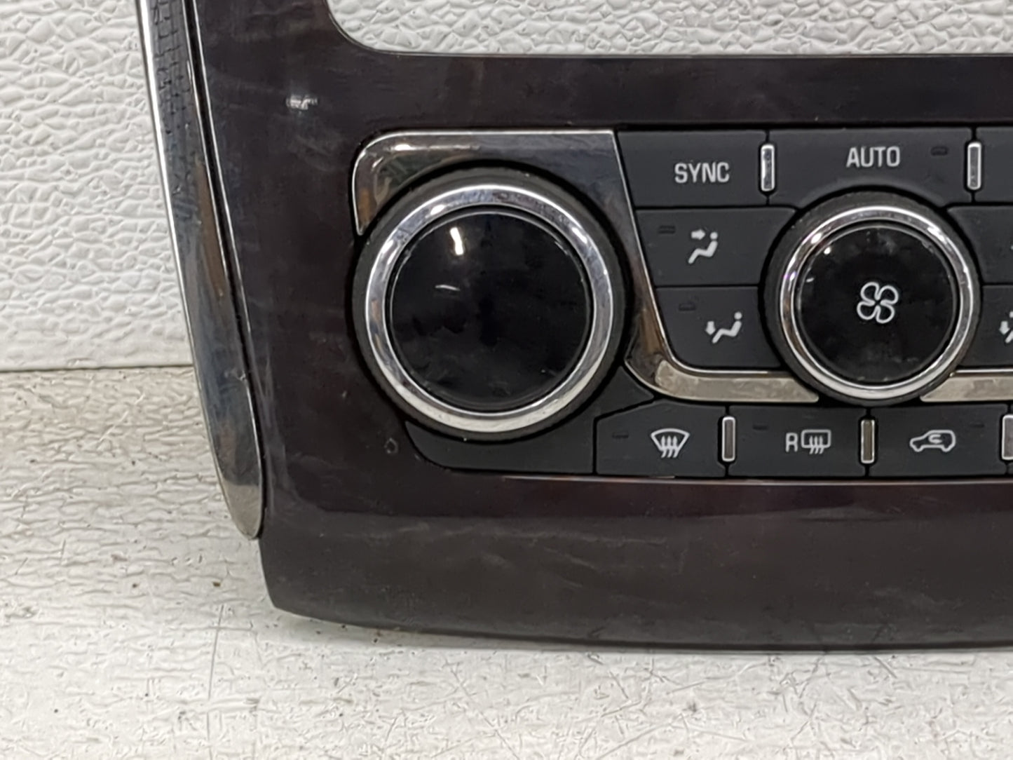 2013-2017 Buick Enclave Climate Control Module Temperature AC/Heater Replacement P/N:23158335 147589501 Fits OEM Used Auto P