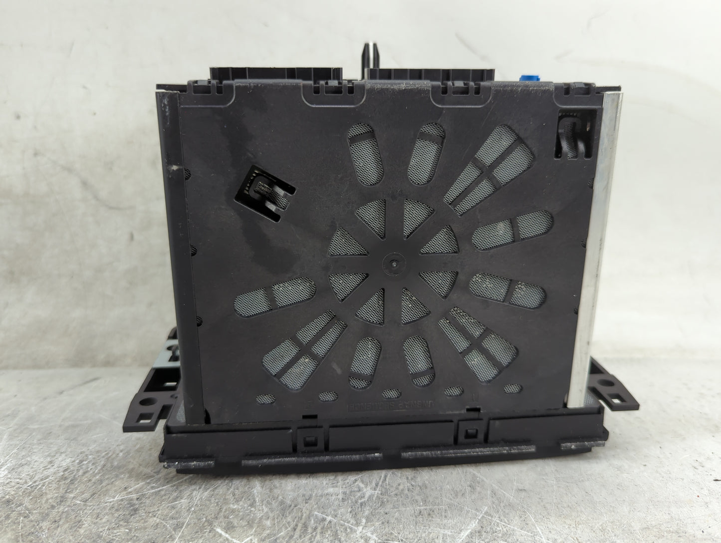 2013-2017 Buick Enclave Tuner Satellite Receiver - Oemusedautoparts1.com