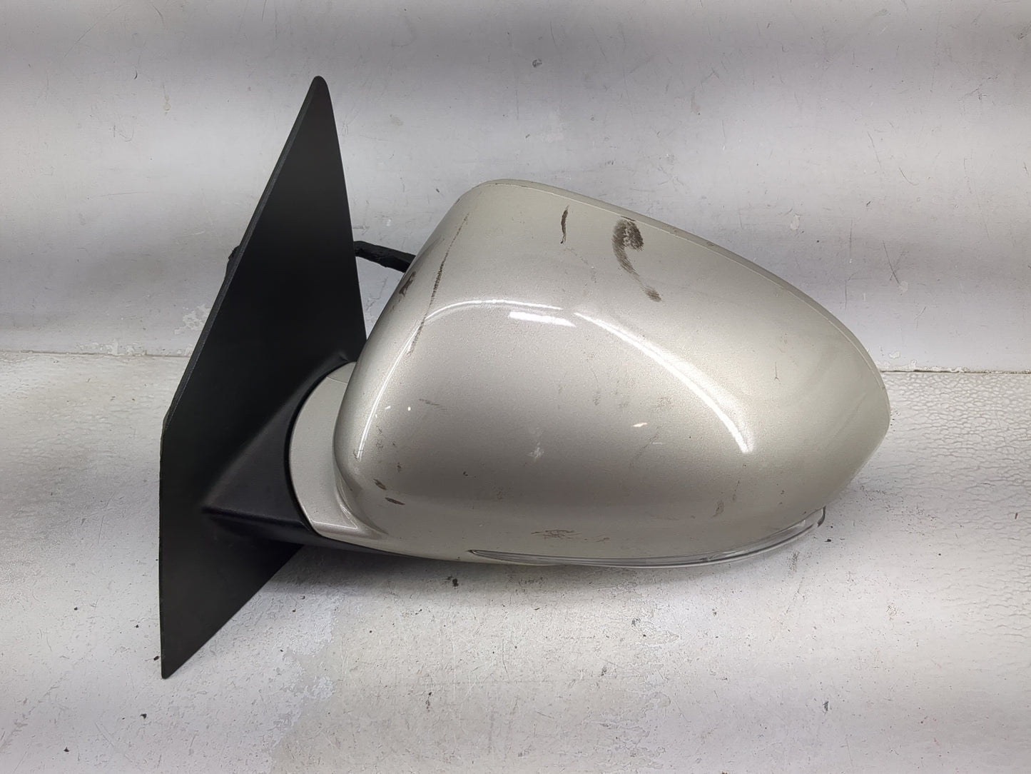 2013-2017 Buick Enclave Driver Side View Mirror - Left Door Mirror OEM Used - Oemusedautoparts1.com