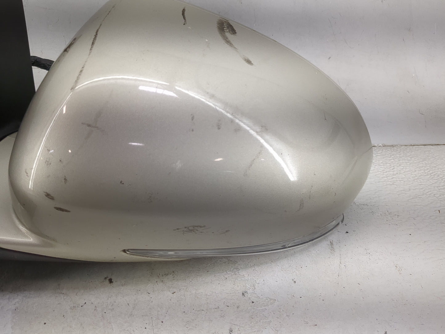2013-2017 Buick Enclave Driver Side View Mirror - Left Door Mirror OEM Used - Oemusedautoparts1.com