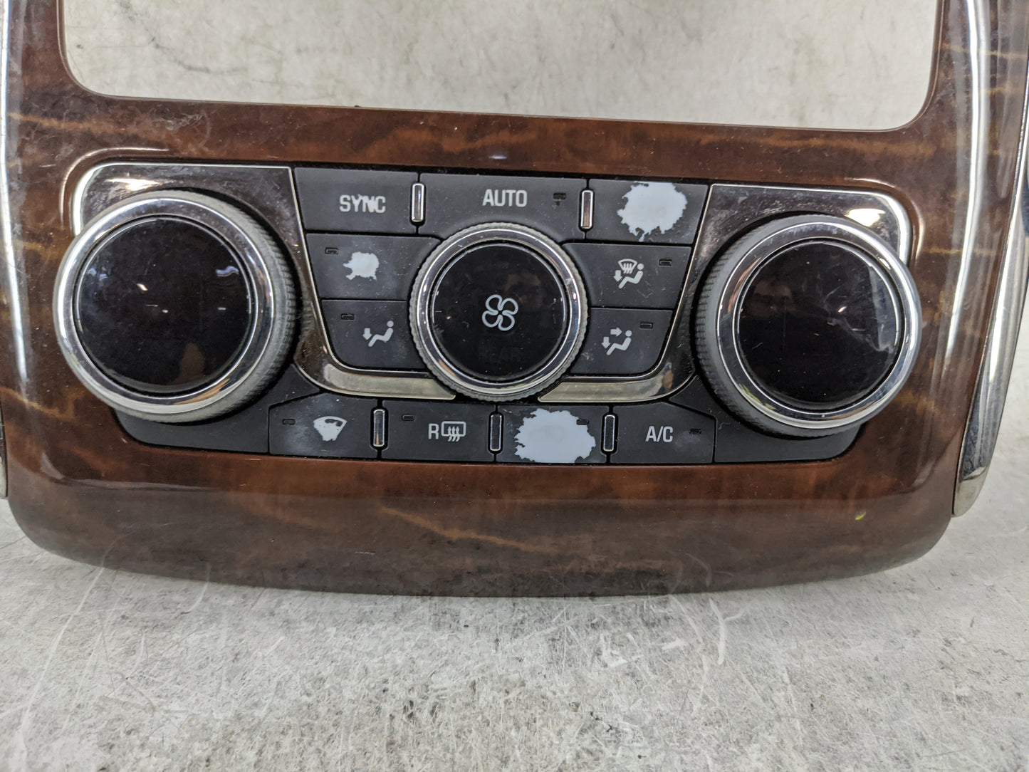2013-2017 Buick Enclave Climate Control Module Temperature AC/Heater Replacement P/N:23158335 3239800000000X Fits OEM Used A