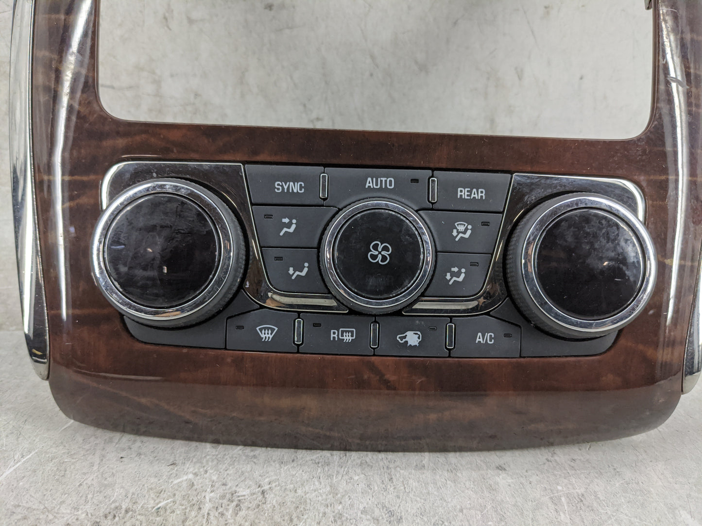 2013-2017 Buick Enclave Climate Control Module Temperature AC/Heater Replacement P/N:23158335 3239800000000X Fits OEM Used A