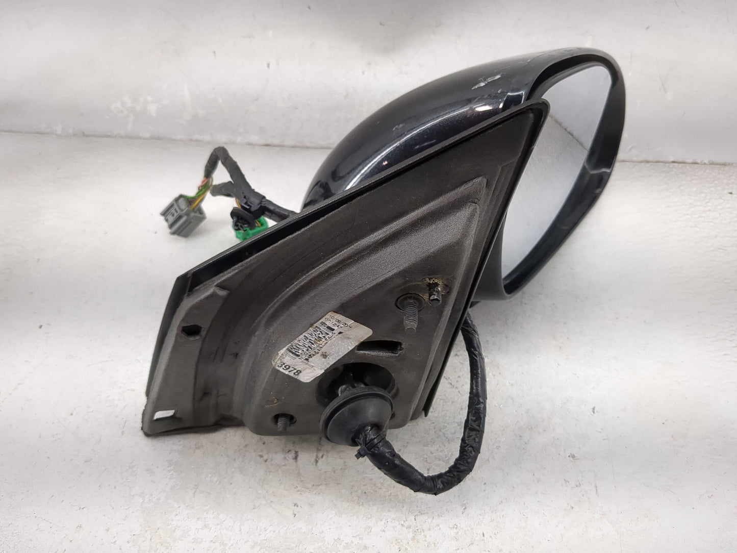 2013-2017 Buick Enclave Passenger Side View Mirror - Right Door Mirror OEM Used - Oemusedautoparts1.com