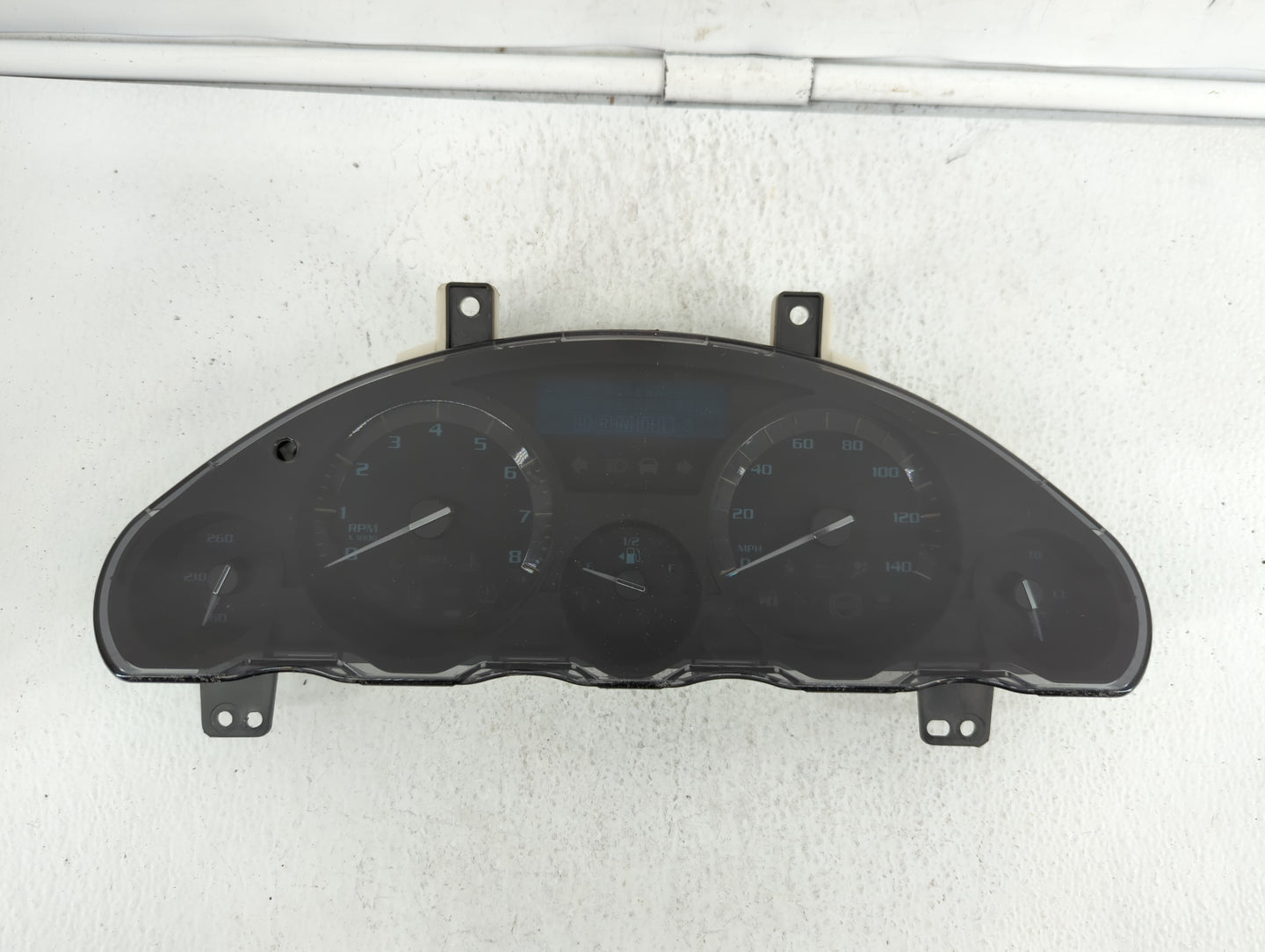 2014-2017 Buick Enclave Instrument Cluster Speedometer Gauges P/N:2432853 Fits Fits 2014 2015 2016 2017 OEM Used Auto Parts 