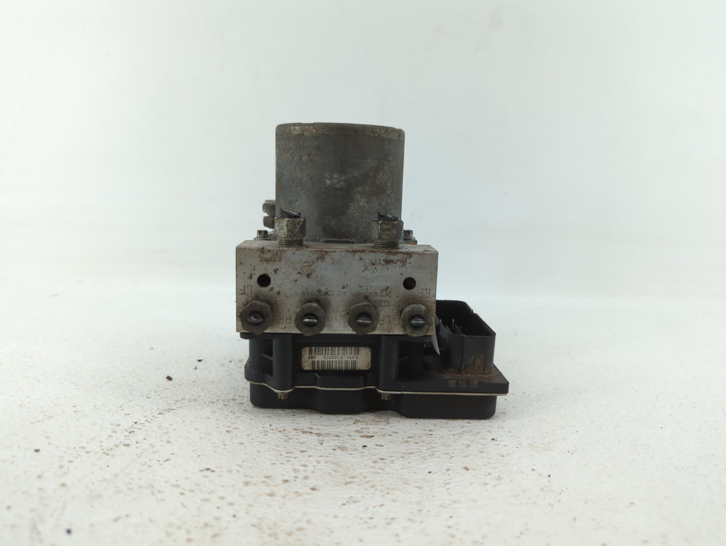 2012-2017 Buick Enclave ABS Pump Control Module Replacement P/N:22822156 23407415 Fits Fits 2012 2013 2014 2015 2016 2017 OE