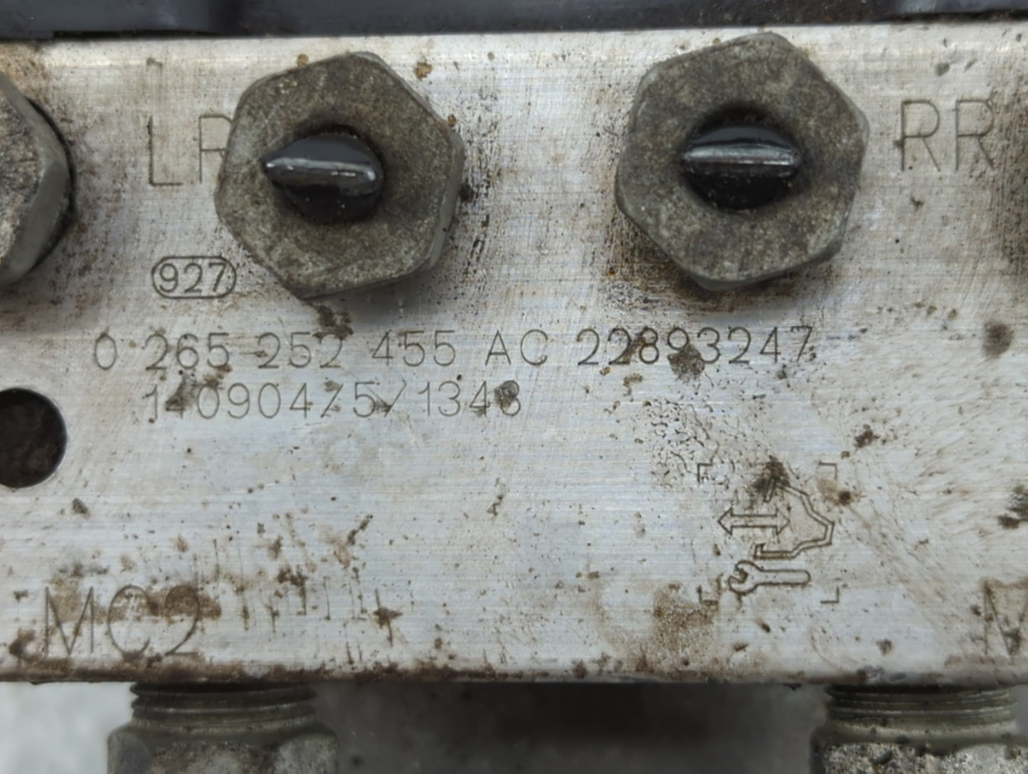 2012-2017 Buick Enclave ABS Pump Control Module Replacement P/N:22822156 23407415 Fits Fits 2012 2013 2014 2015 2016 2017 OE