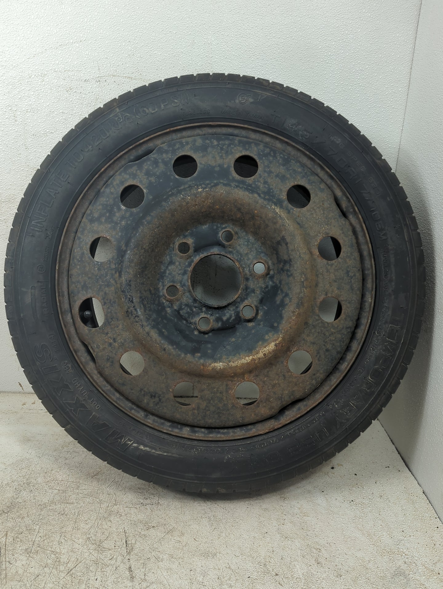 2015 Buick Enclave Spare Donut Tire Wheel Rim Oem - Oemusedautoparts1.com