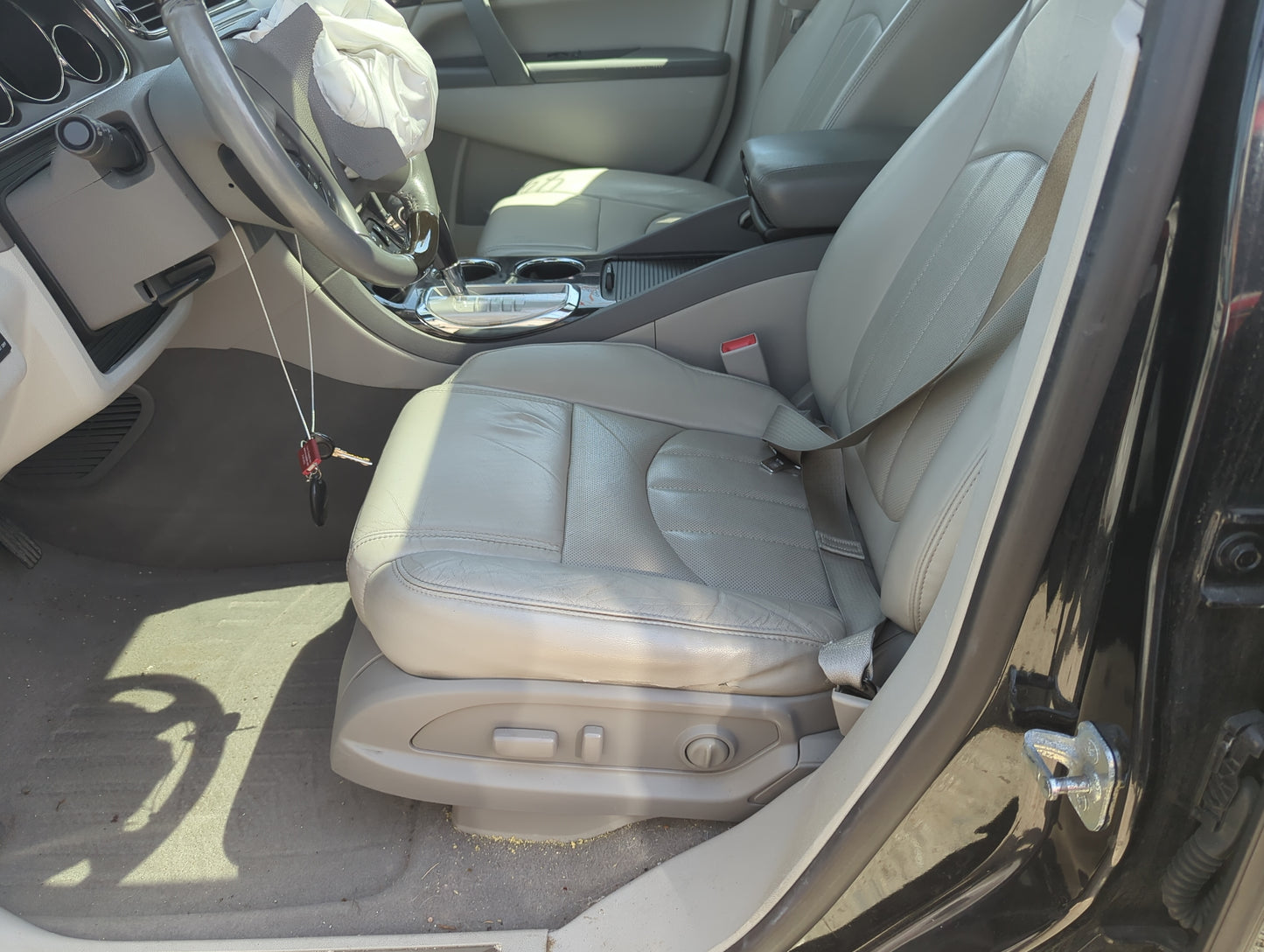 2014-2017 Buick Enclave Driver Front Seat Oem - Oemusedautoparts1.com
