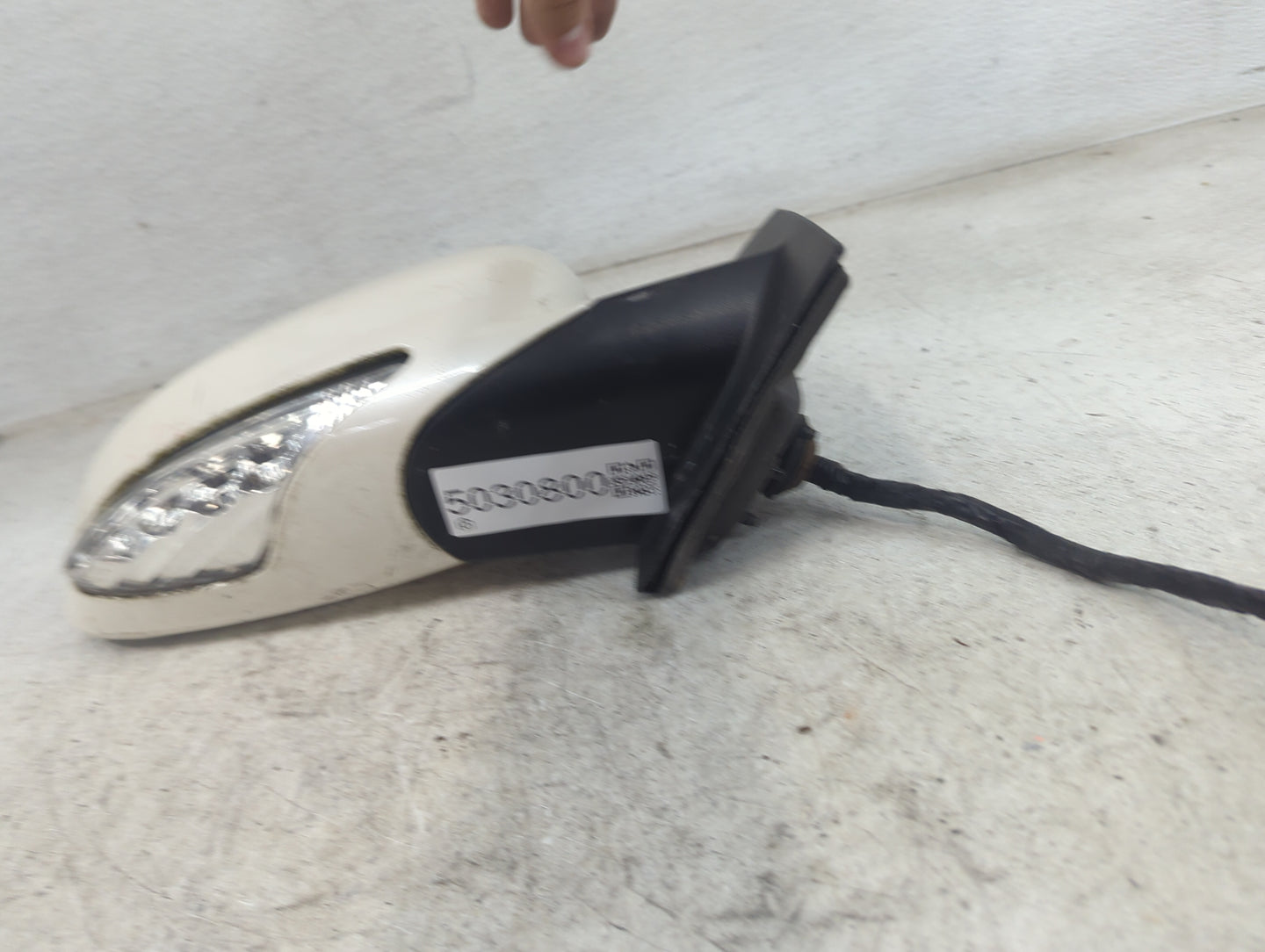 2013-2017 Buick Enclave Passenger Side View Mirror - Right Door Mirror OEM Used - Oemusedautoparts1.com
