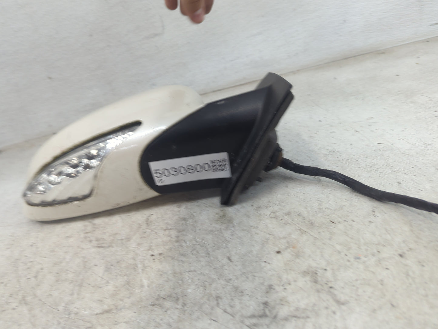2013-2017 Buick Enclave Passenger Side View Mirror - Right Door Mirror OEM Used - Oemusedautoparts1.com