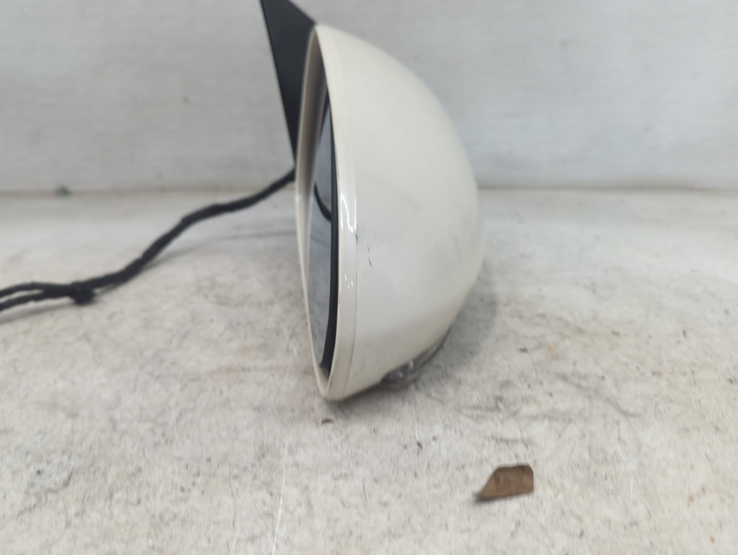 2013-2017 Buick Enclave Passenger Side View Mirror - Right Door Mirror OEM Used - Oemusedautoparts1.com