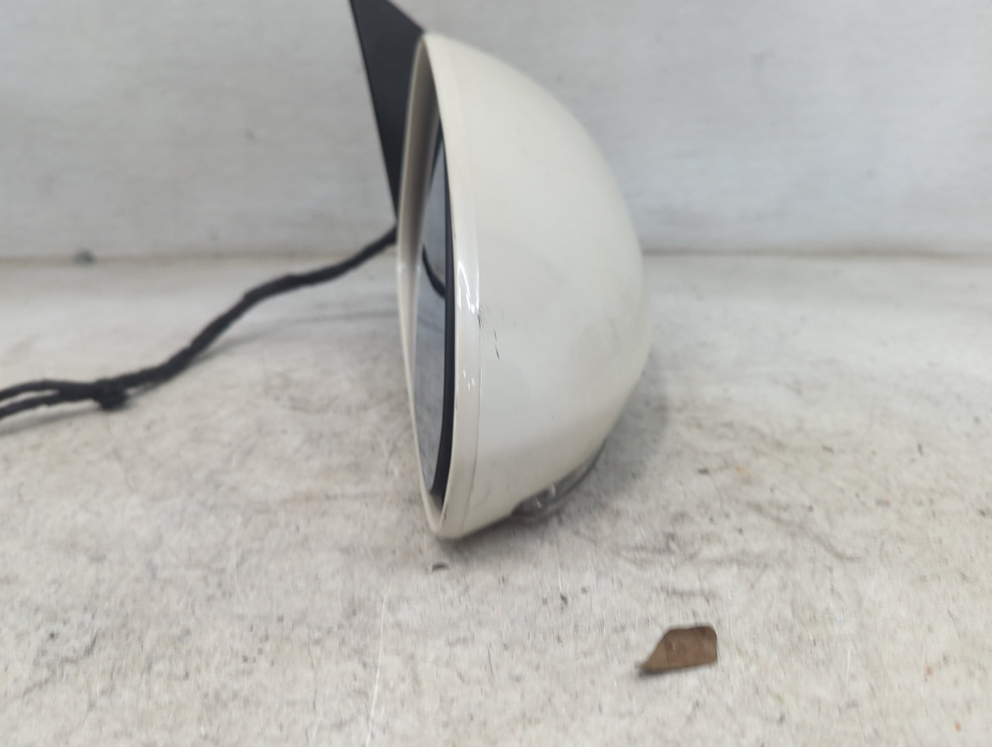 2013-2017 Buick Enclave Passenger Side View Mirror - Right Door Mirror OEM Used - Oemusedautoparts1.com