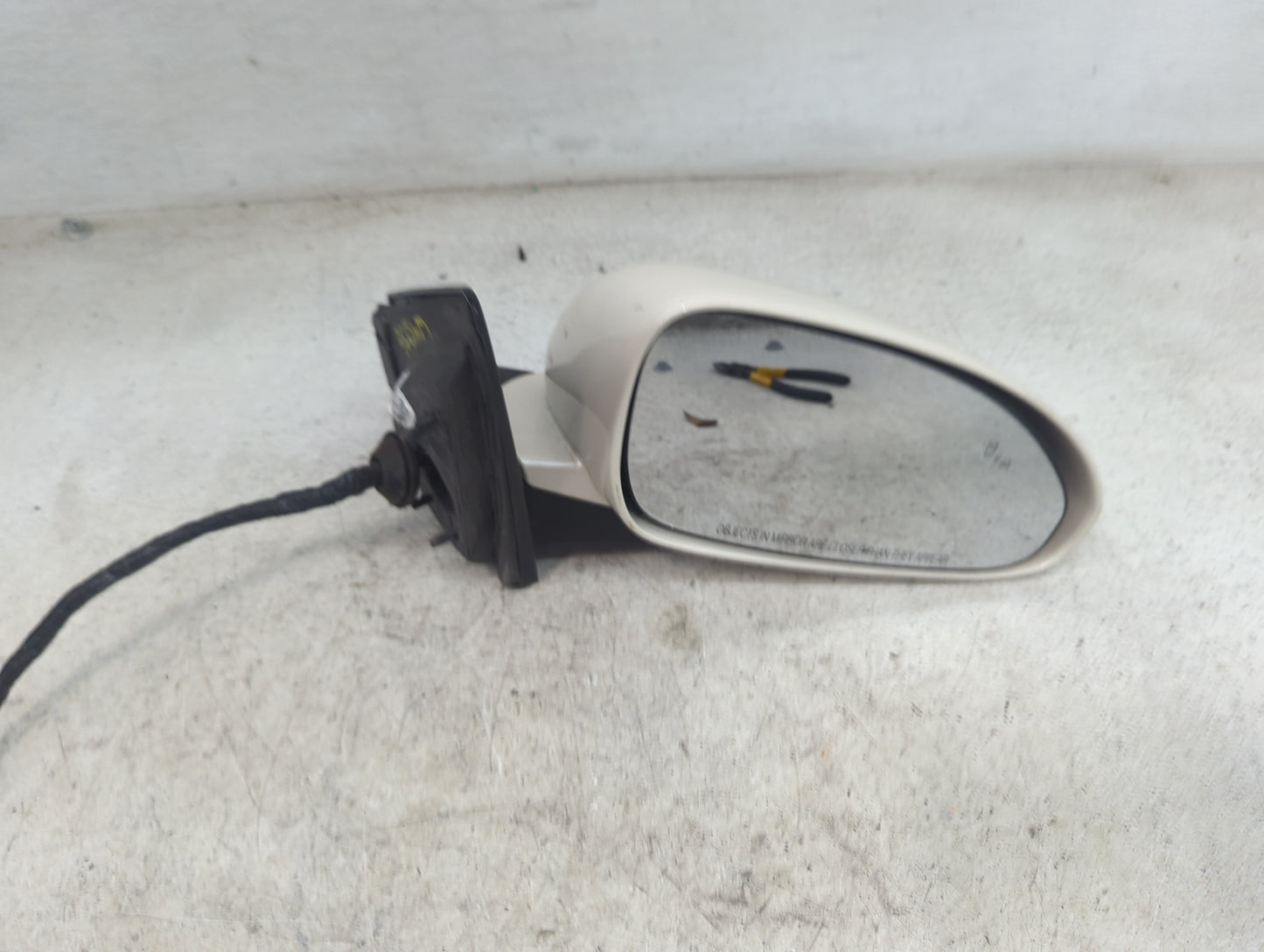 2013-2017 Buick Enclave Passenger Side View Mirror - Right Door Mirror OEM Used - Oemusedautoparts1.com