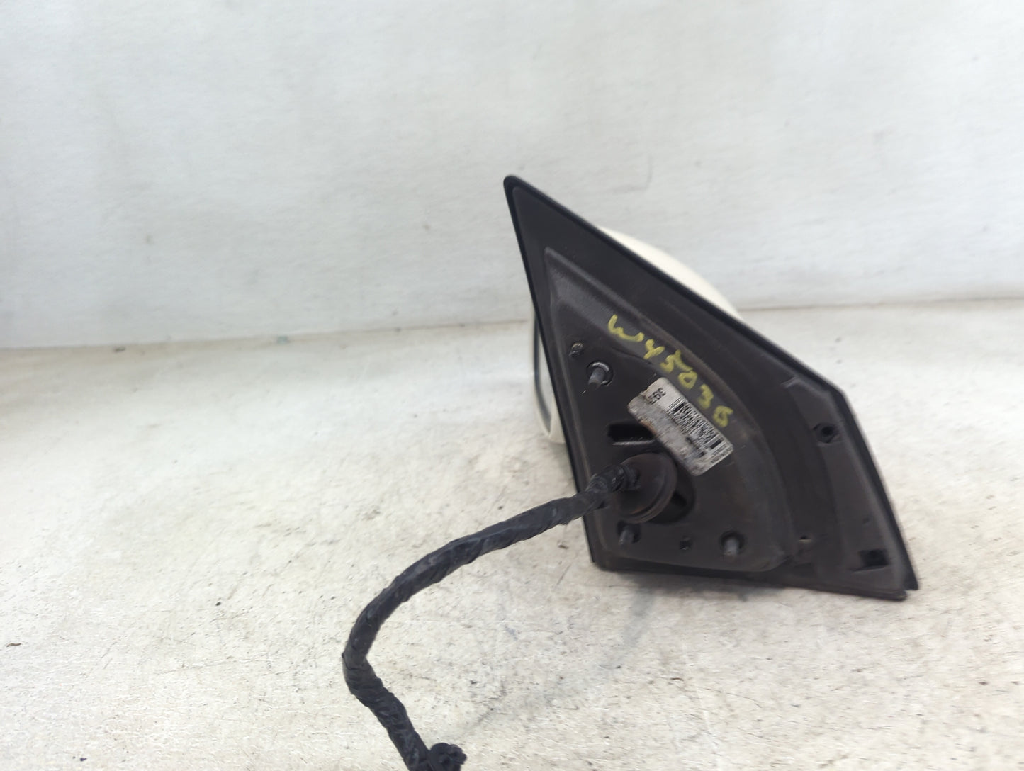 2013-2017 Buick Enclave Driver Side View Mirror - Left Door Mirror OEM Used - Oemusedautoparts1.com