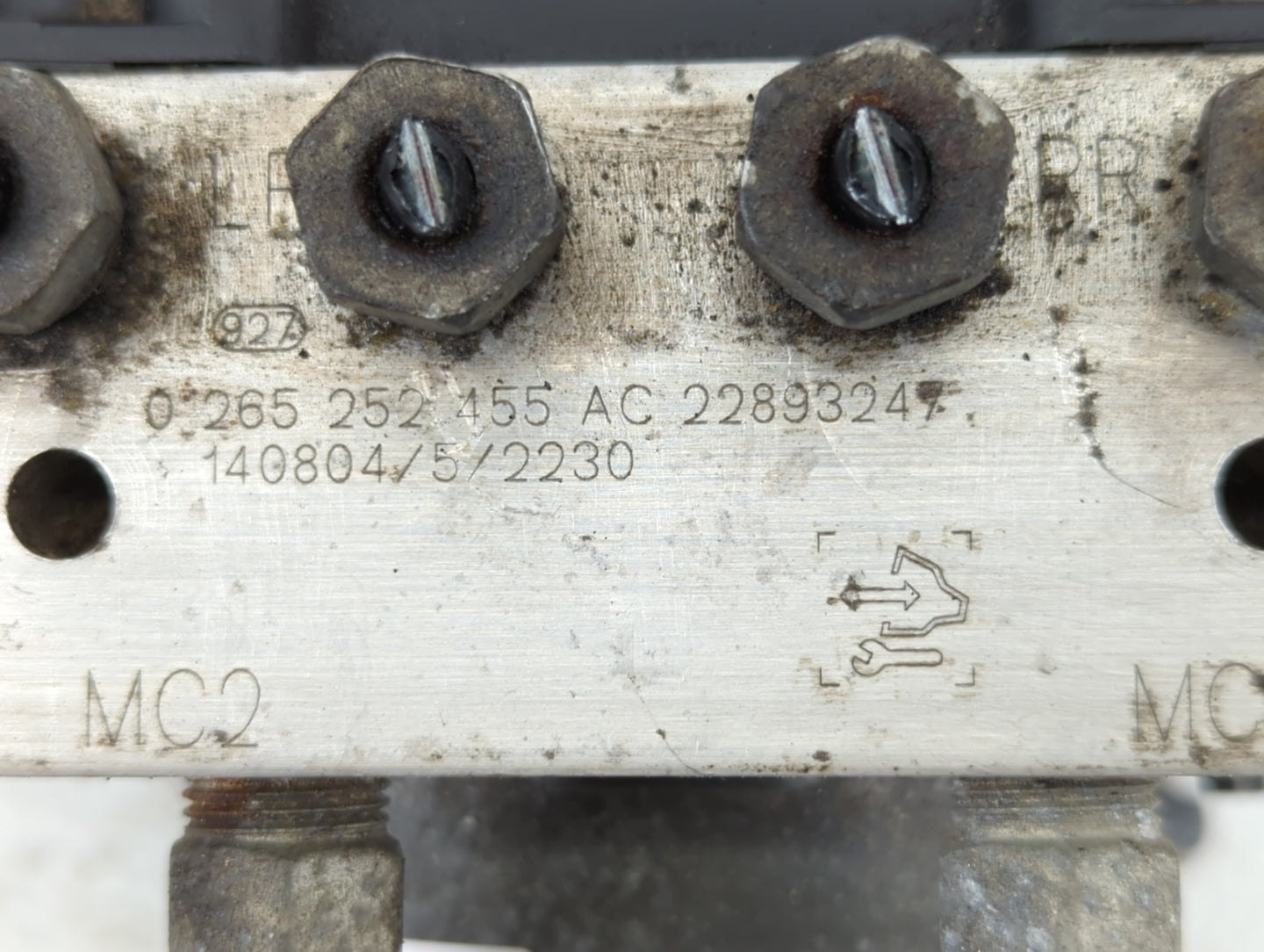 2012-2017 Buick Enclave ABS Pump Control Module Replacement P/N:23407415 Fits Fits 2012 2013 2014 2015 2016 2017 OEM Used Au