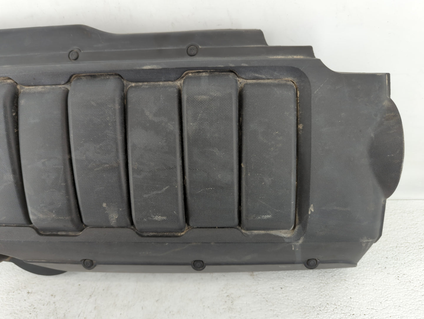 2015 Buick Enclave Engine Cover - Oemusedautoparts1.com