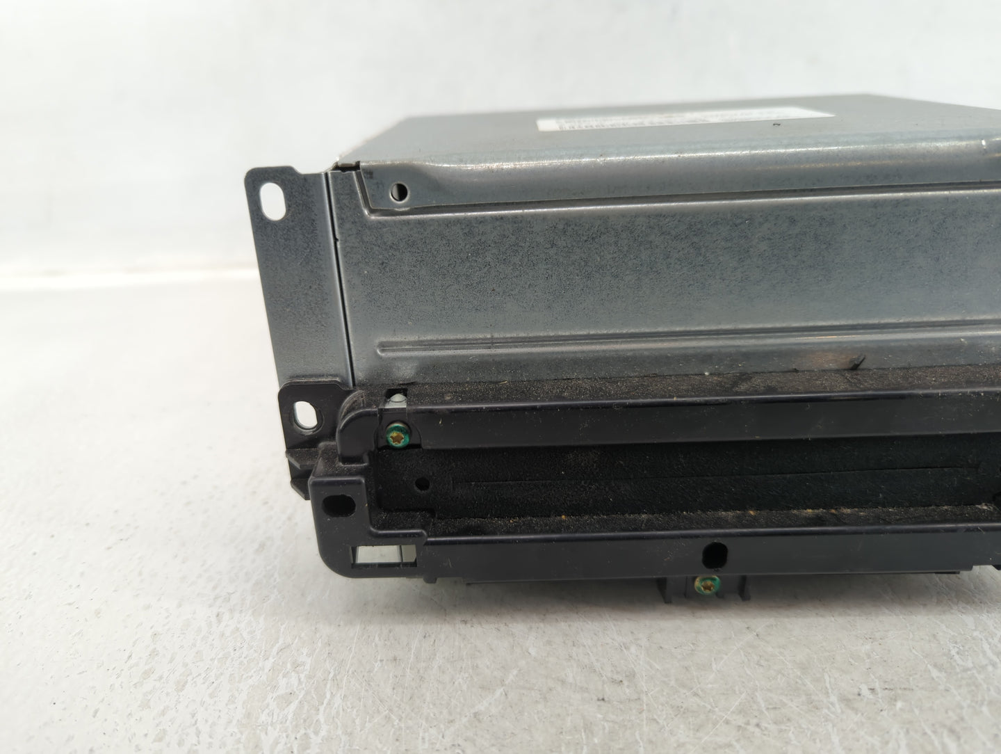 Buick Enclave Am Fm Cd Player Radio Receiver - Oemusedautoparts1.com