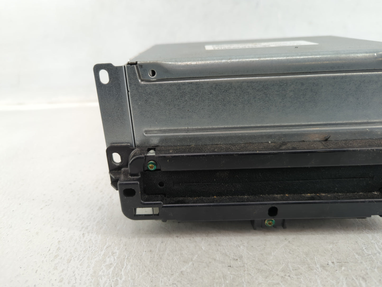 Buick Enclave Am Fm Cd Player Radio Receiver - Oemusedautoparts1.com