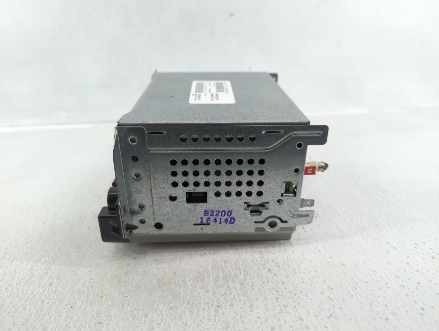 Buick Enclave Am Fm Cd Player Radio Receiver - Oemusedautoparts1.com