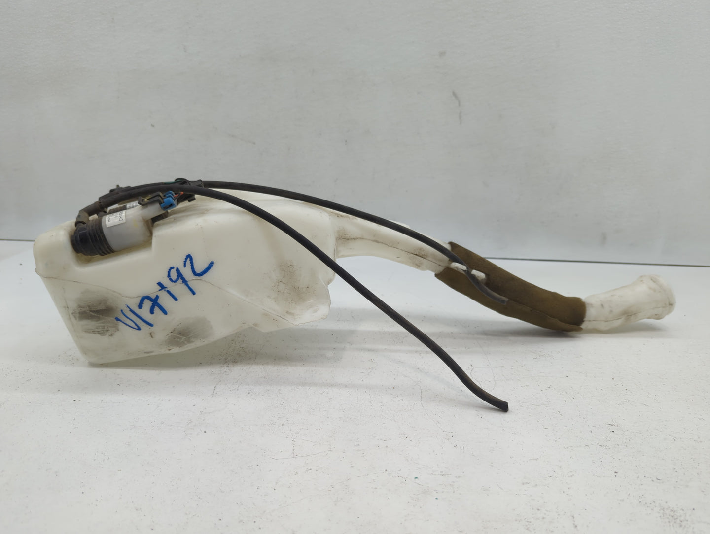 2010-2017 Buick Enclave Windshield Washer Fluid Reservoir Bottle 615959 - Oemusedautoparts1.com