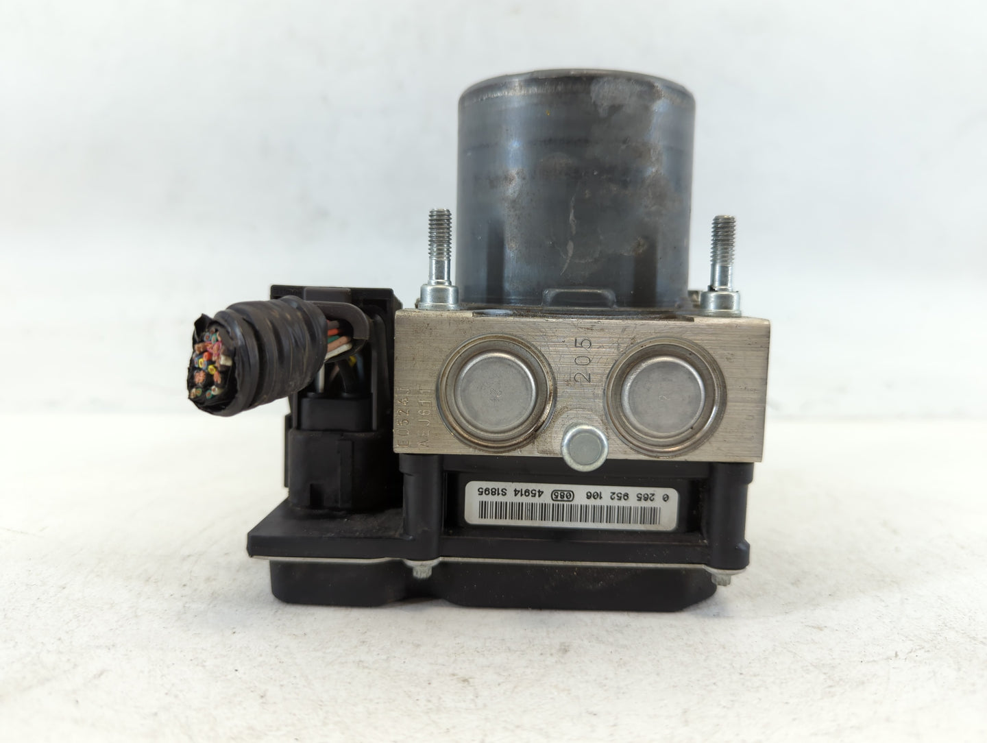 2012-2017 Buick Enclave ABS Pump Control Module Replacement P/N:0 265 252 455 Fits Fits 2012 2013 2014 2015 2016 2017 OEM Us