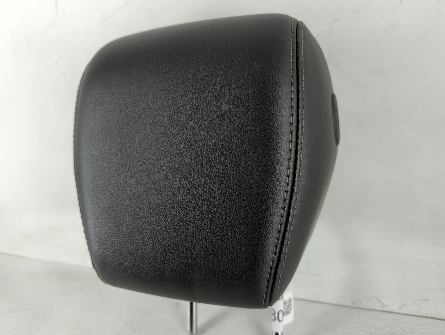 2014-2017 Buick Enclave Headrest Head Rest Rear Seat Black - Oemusedautoparts1.com