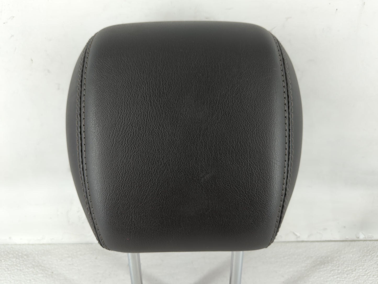 2014-2017 Buick Enclave Headrest Head Rest Rear Seat Black - Oemusedautoparts1.com