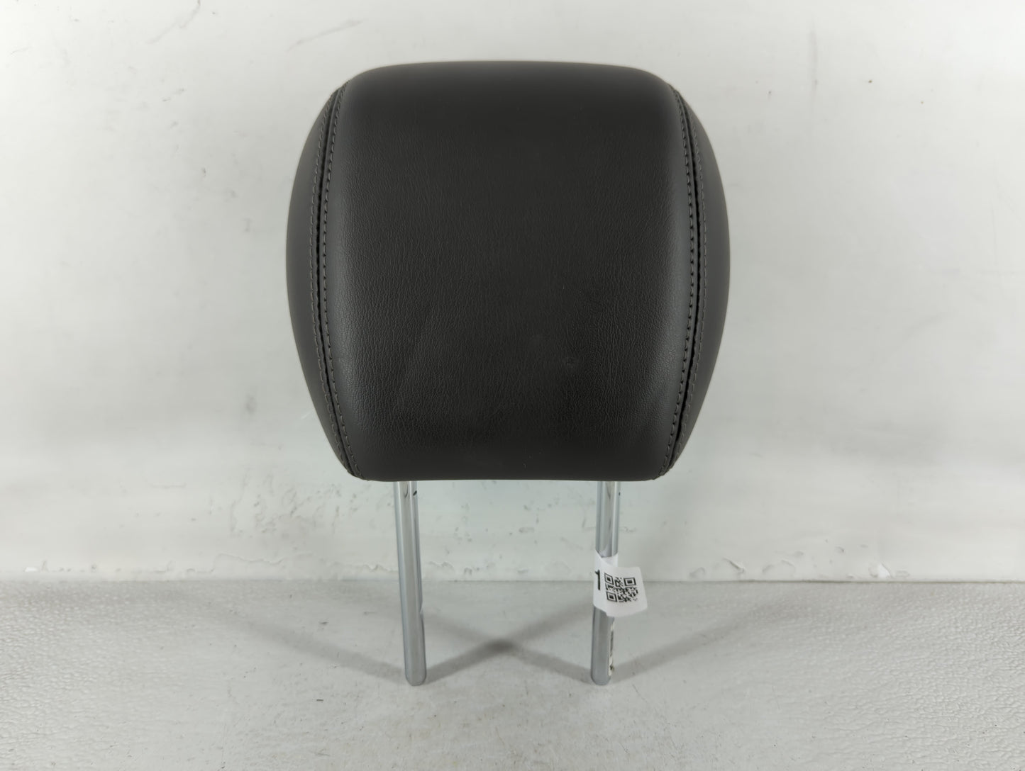 2015 Buick Enclave Headrest Head Rest Rear Seat Black - Oemusedautoparts1.com