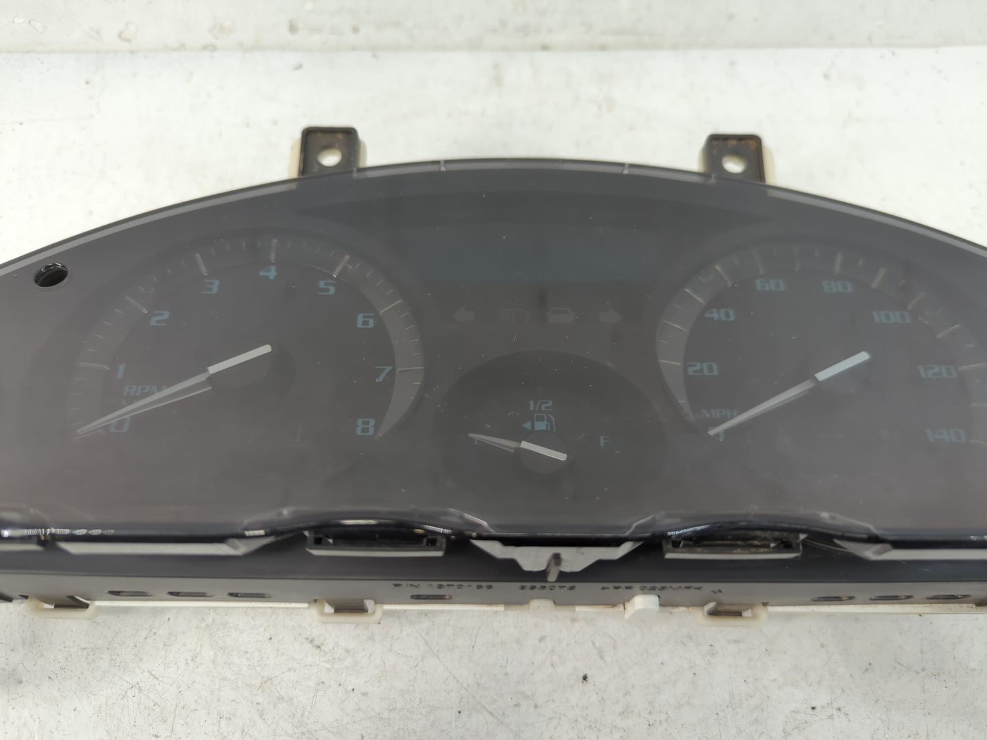 2014-2017 Buick Enclave Instrument Cluster Speedometer Gauges P/N:23172983 2432853 Fits Fits 2014 2015 2016 2017 OEM Used Au