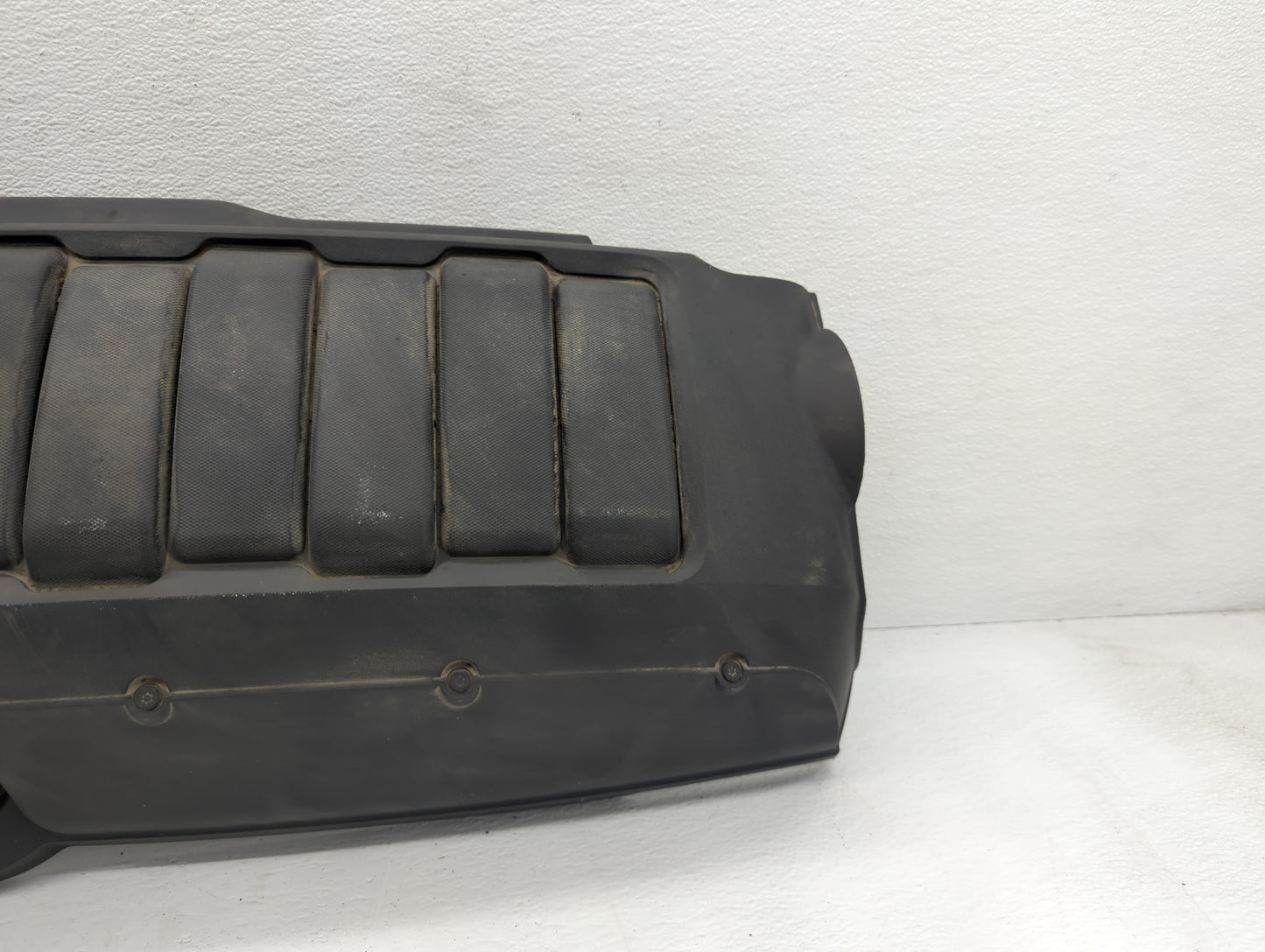 2015 Buick Enclave Engine Cover - Oemusedautoparts1.com