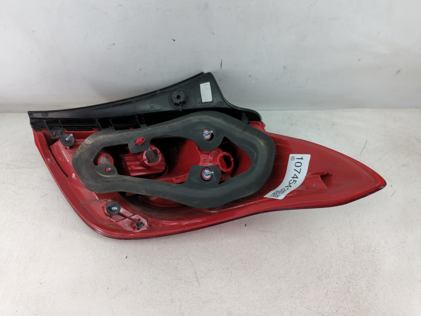 2013-2016 Buick Encore Tail Light Assembly Driver Left OEM P/N:12VWY21W Fits Fits 2013 2014 2015 2016 OEM Used Auto Parts - 