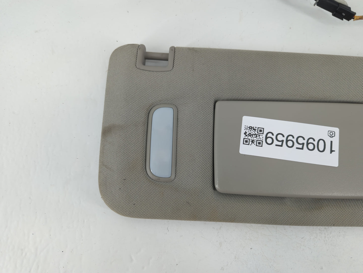 2013-2021 Buick Encore Sun Visor Shade Replacement Passenger Right Mirror Fits Fits 2013 2014 2015 2016 2017 2018 2019 2020 