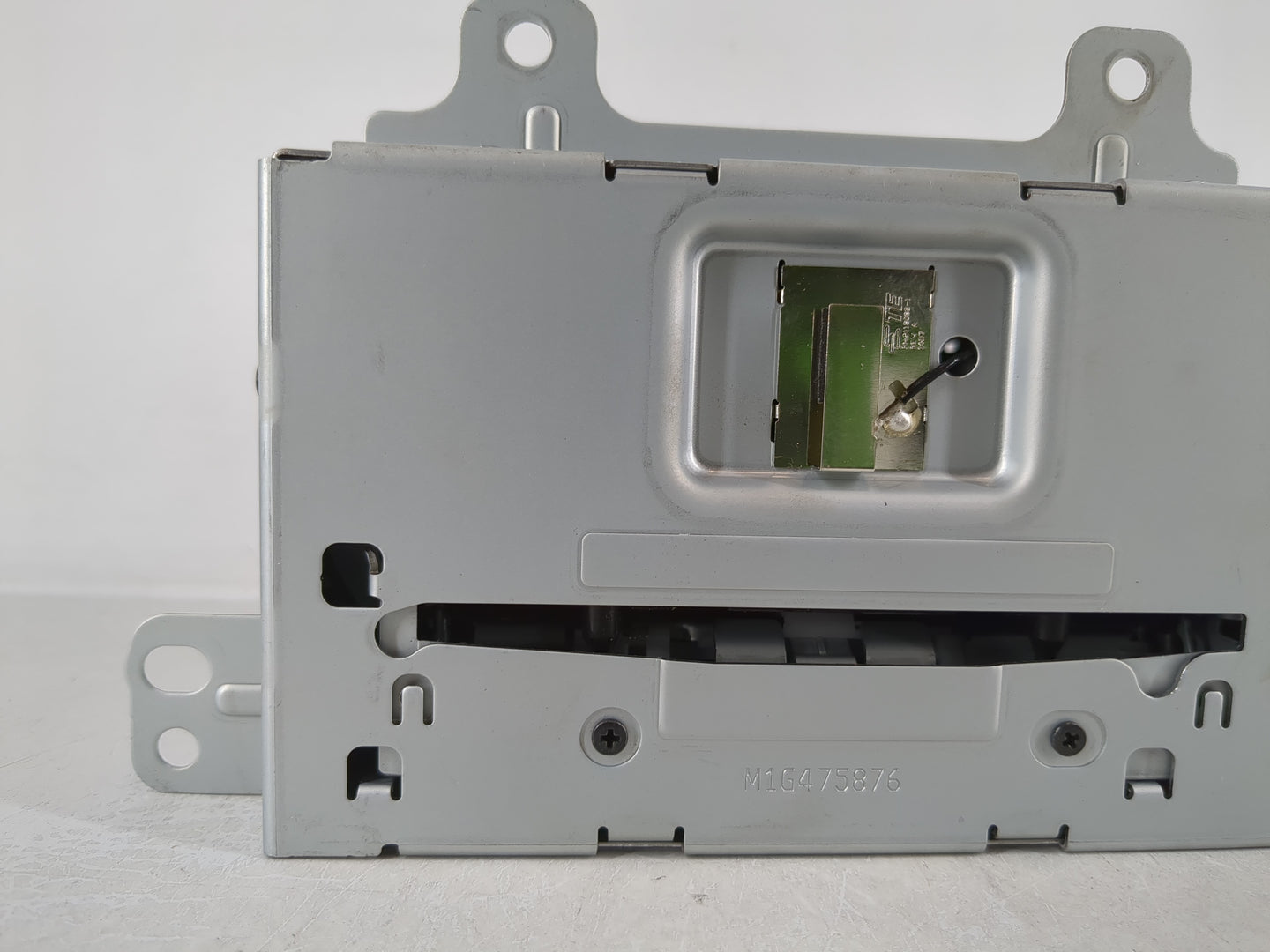 2015-2016 Buick Encore Radio AM FM Cd Player Receiver Replacement P/N:23284452 Fits Fits 2014 2015 2016 2017 OEM Used Auto P