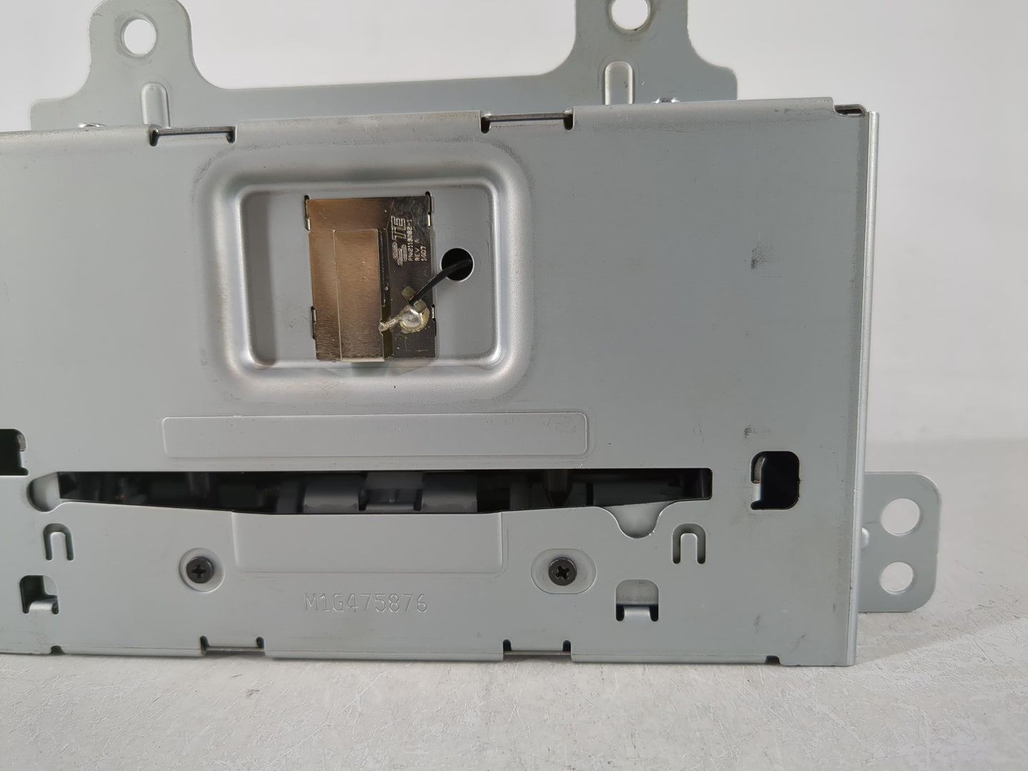 2015-2016 Buick Encore Radio AM FM Cd Player Receiver Replacement P/N:23284452 Fits Fits 2014 2015 2016 2017 OEM Used Auto P