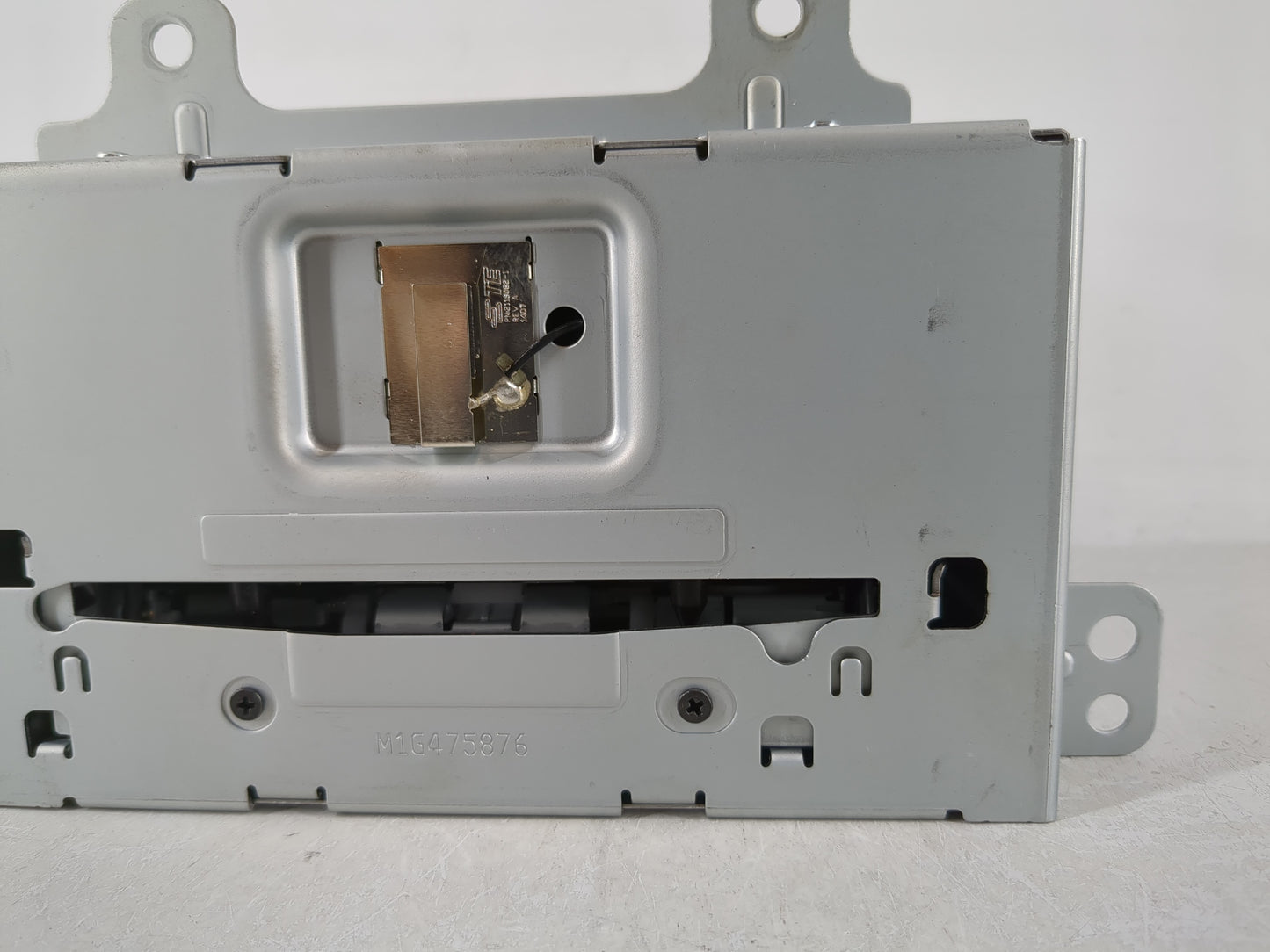2015-2016 Buick Encore Radio AM FM Cd Player Receiver Replacement P/N:23284452 Fits Fits 2014 2015 2016 2017 OEM Used Auto P