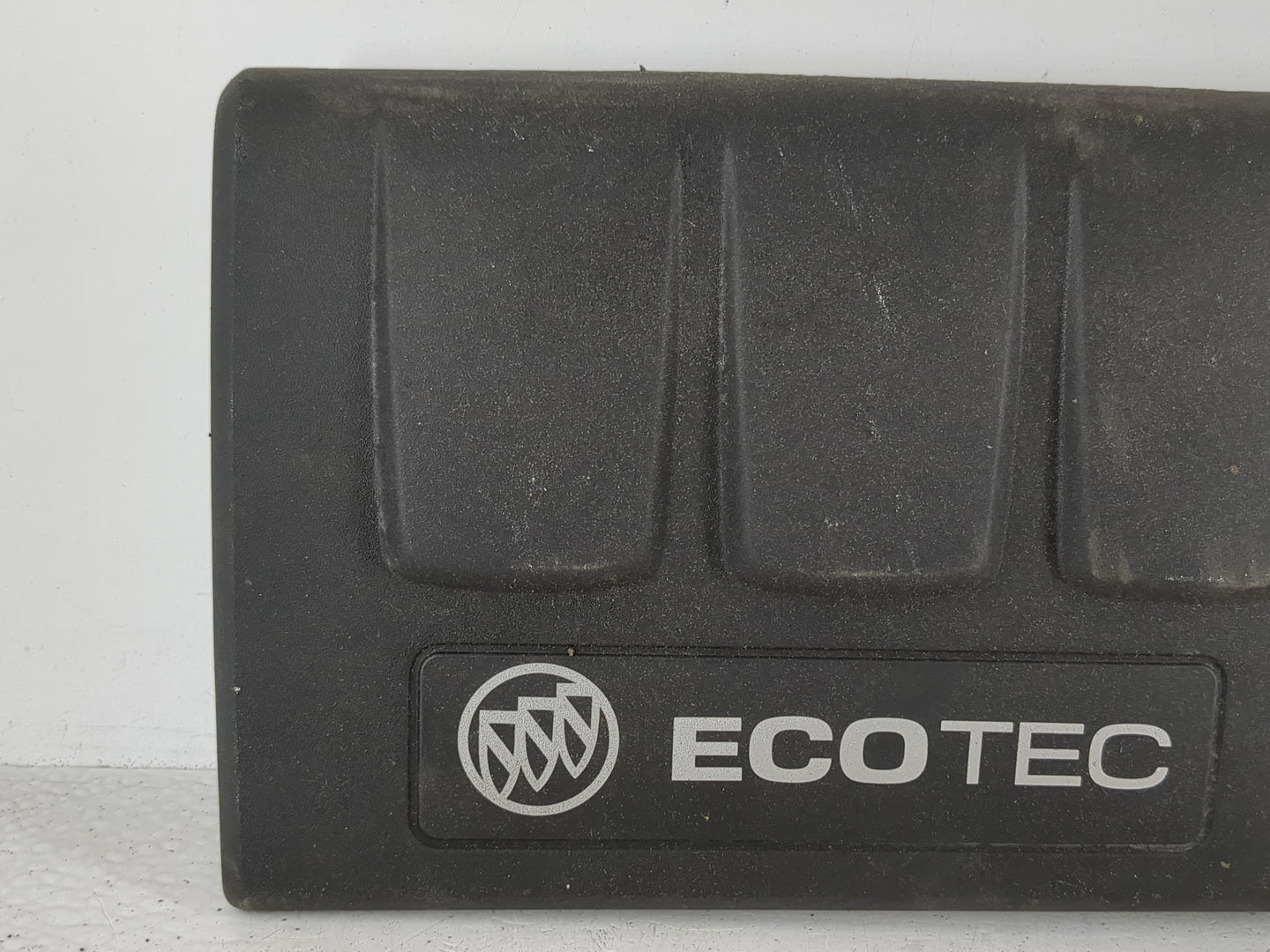 2015 Buick Encore Engine Cover - Oemusedautoparts1.com