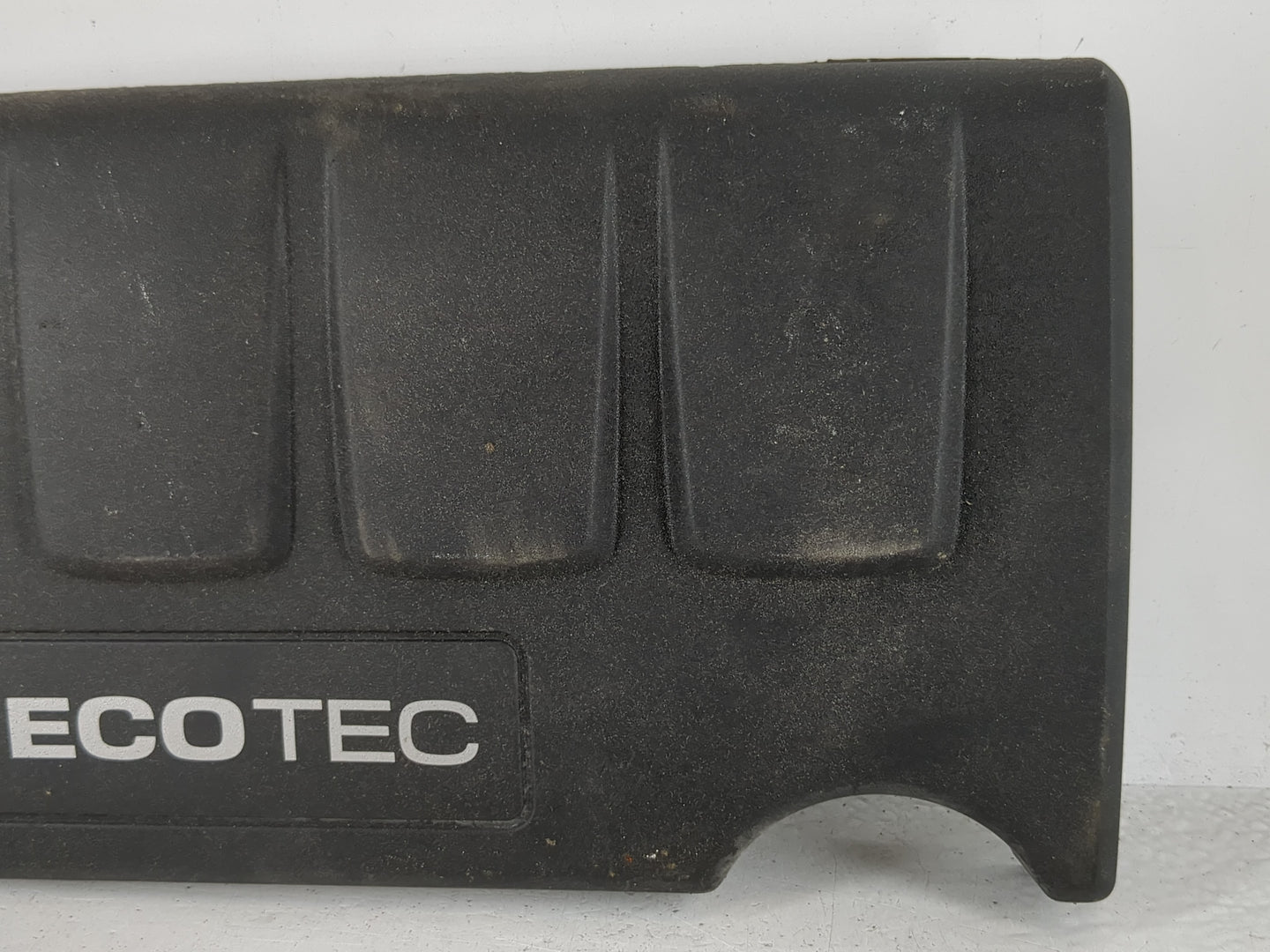2015 Buick Encore Engine Cover - Oemusedautoparts1.com