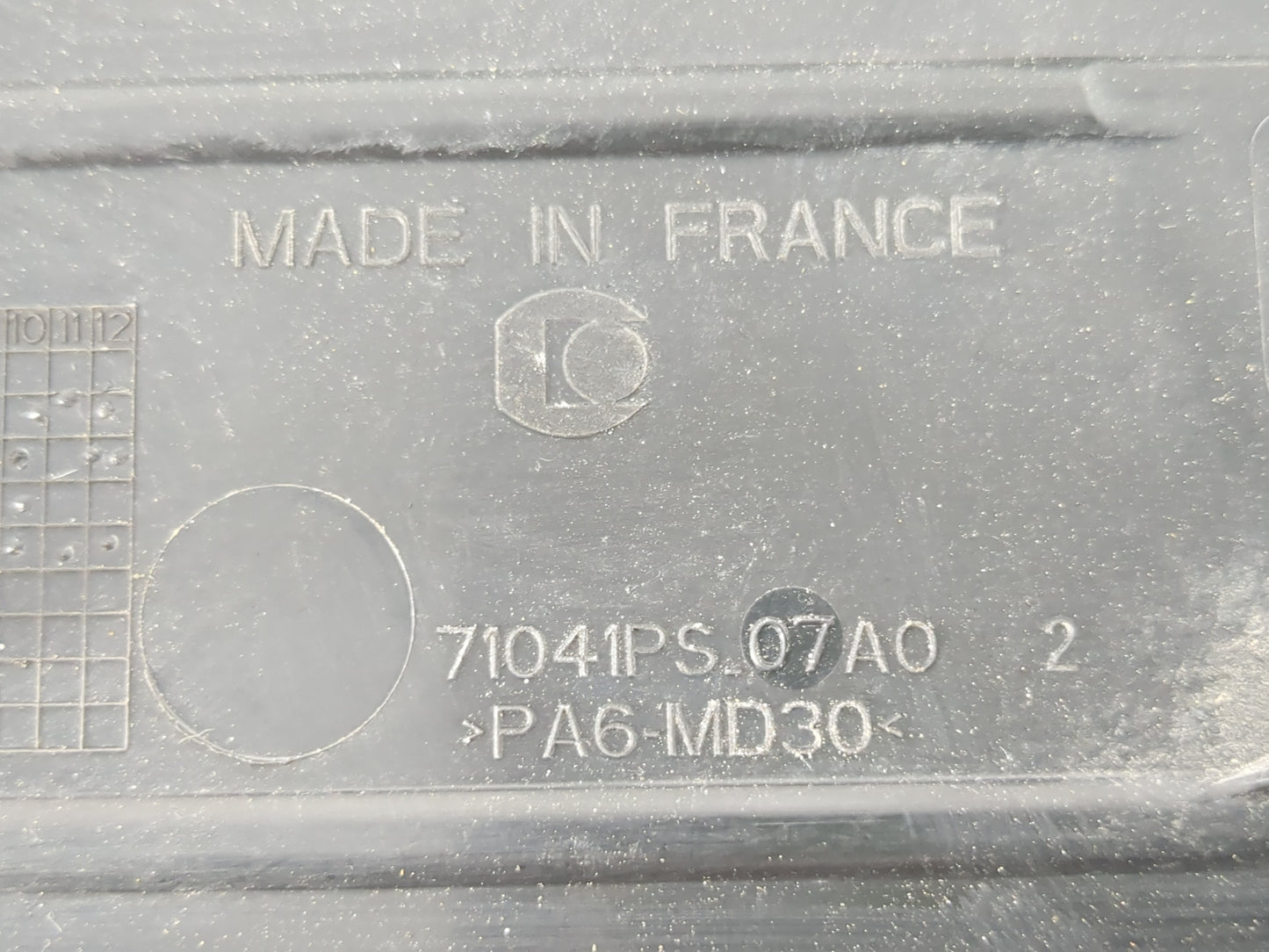2015 Buick Encore Engine Cover - Oemusedautoparts1.com