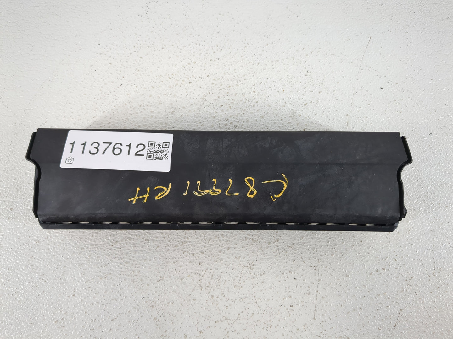 2013-2017 Buick Encore Air Bag Driver Left Knee OEM P/N:95259945 Fits Fits 2013 2014 2015 2016 2017 OEM Used Auto Parts - Oe