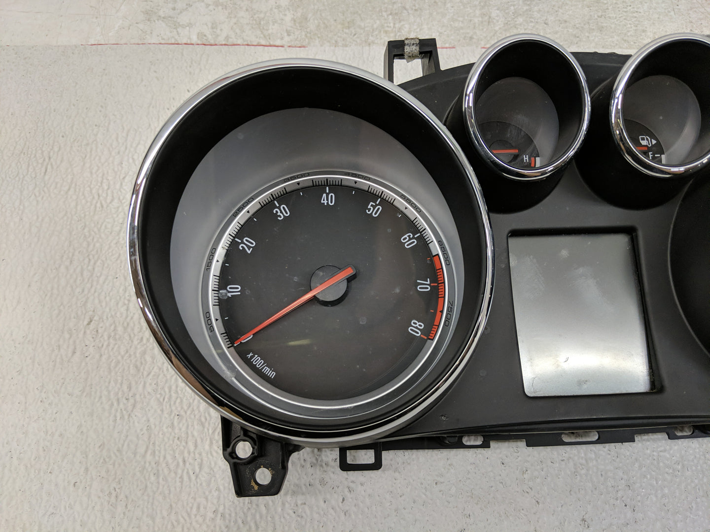 2015 Buick Encore Instrument Cluster Speedometer Gauges P/N:AZC90840700011528G 95386873 Fits OEM Used Auto Parts - Oemusedau
