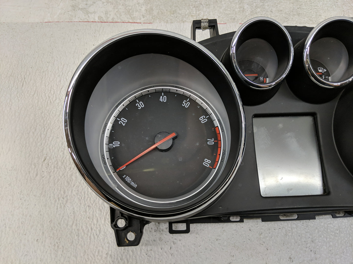 2015 Buick Encore Instrument Cluster Speedometer Gauges P/N:AZC90840700011528G 95386873 Fits OEM Used Auto Parts - Oemusedau