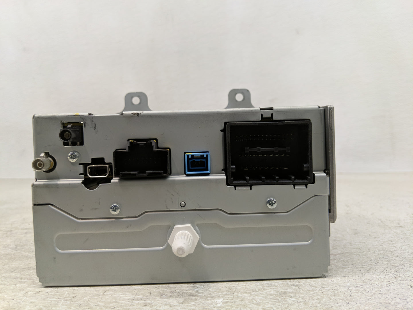 2015-2016 Buick Encore Radio AM FM Cd Player Receiver Replacement P/N:23495273 Fits Fits 2014 2015 2016 2017 OEM Used Auto P